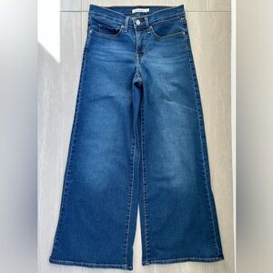 Levi's 318 Shaping wide leg